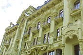 Гостиница Большая Московская, все еще на ремонте.