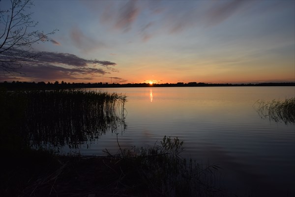 Закат над озером Никольское