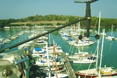 Вид на Yacht Haven с мачты нашей X-Yachts - Пхукет