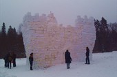 Снежная крепость перед штурмом