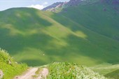 Спуск с перевала Кырк-Кыз