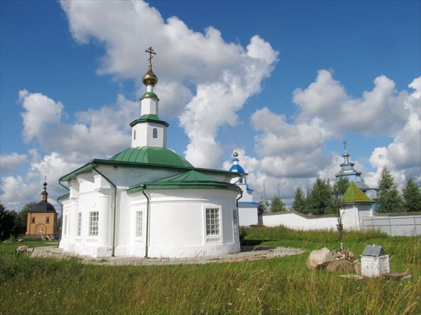 IМонастырь в Усть-Выме