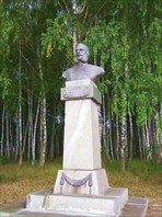 55 памятник генералу Лаврову