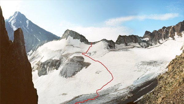 Вершина Тепли (слева) и подъем на перевал Сталь