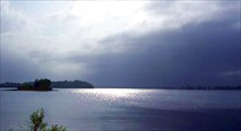 Фото. 64. Оз. Сяргозеро, справа на мысе с. Сяргозеро