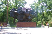 Мемориал в парке 28 героев-панфиловцев