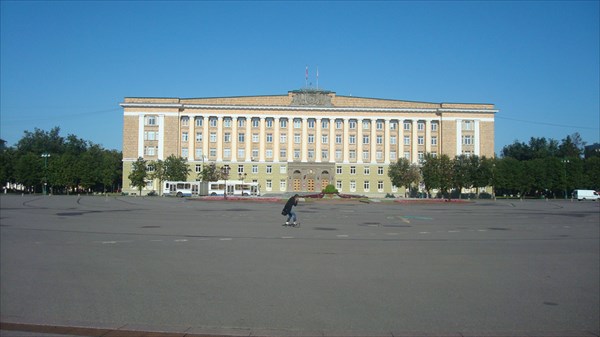 Здание правительства Новгородской области