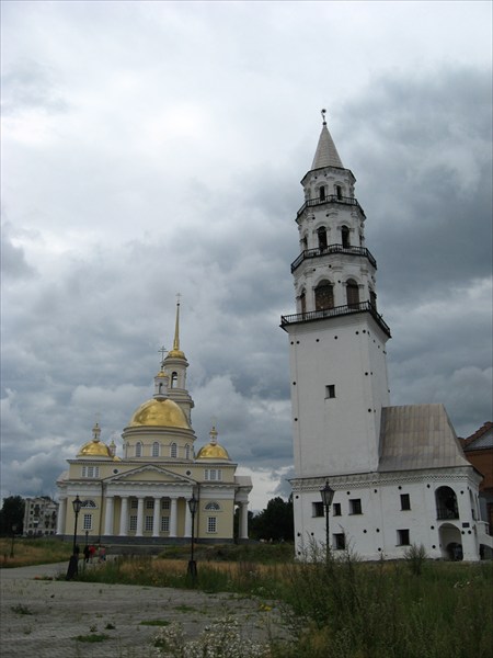 Собор и башня