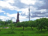 ВДНХ, памятник И.В. Мичурину