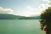 Озеро по дороге к Альпам
