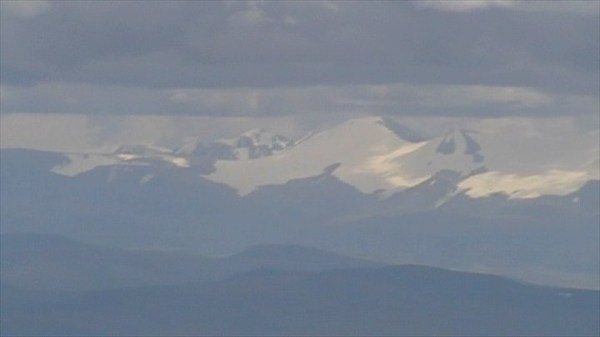 Снежные горы Монголии