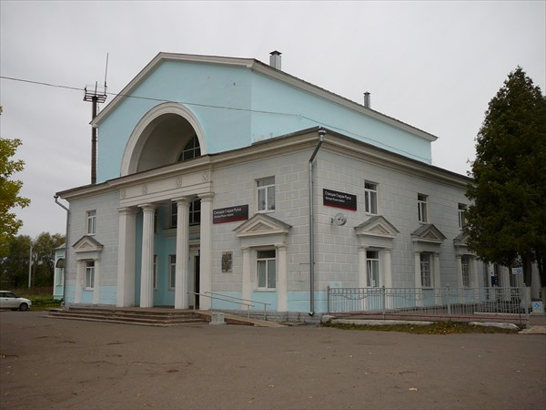 Железнодорожный вокзал `Старая Русса`