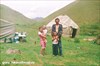 на фото: Киргизская семья