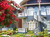 Покхара, Самая замечательная гостиница-город Покхара