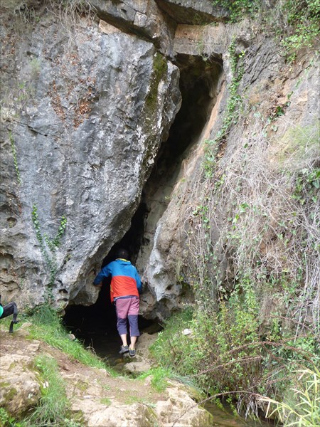 Вход в Cueva del Toro