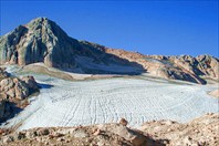 ледник и вершина Фишта-гора Фишт