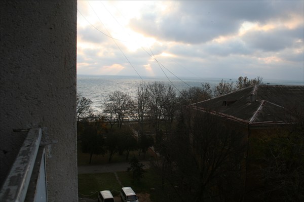 Вид из окна санатория Одесскийm