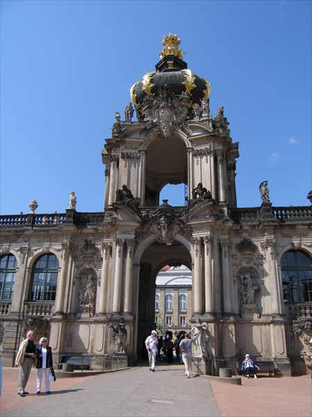 Дрезден. Коронные ворота Цвингера.