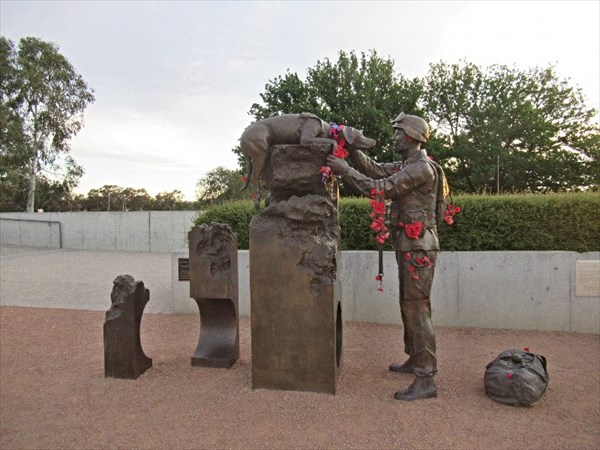 Австралийский военный мемориал, скульптура "Возвышение чувств"